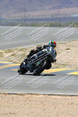 media/May-06-2024-Moto Forza (Mon) [[b33359f27d]]/1-Advanced/Session 4 (Turns 9 and 8)/